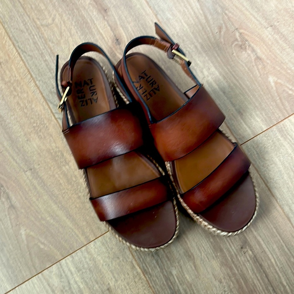 Naturalizer platforms